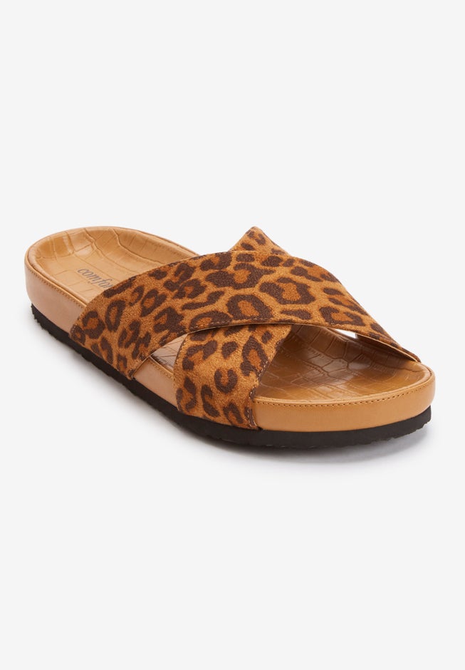 The Gia Slip On Footbed Sandal image number null