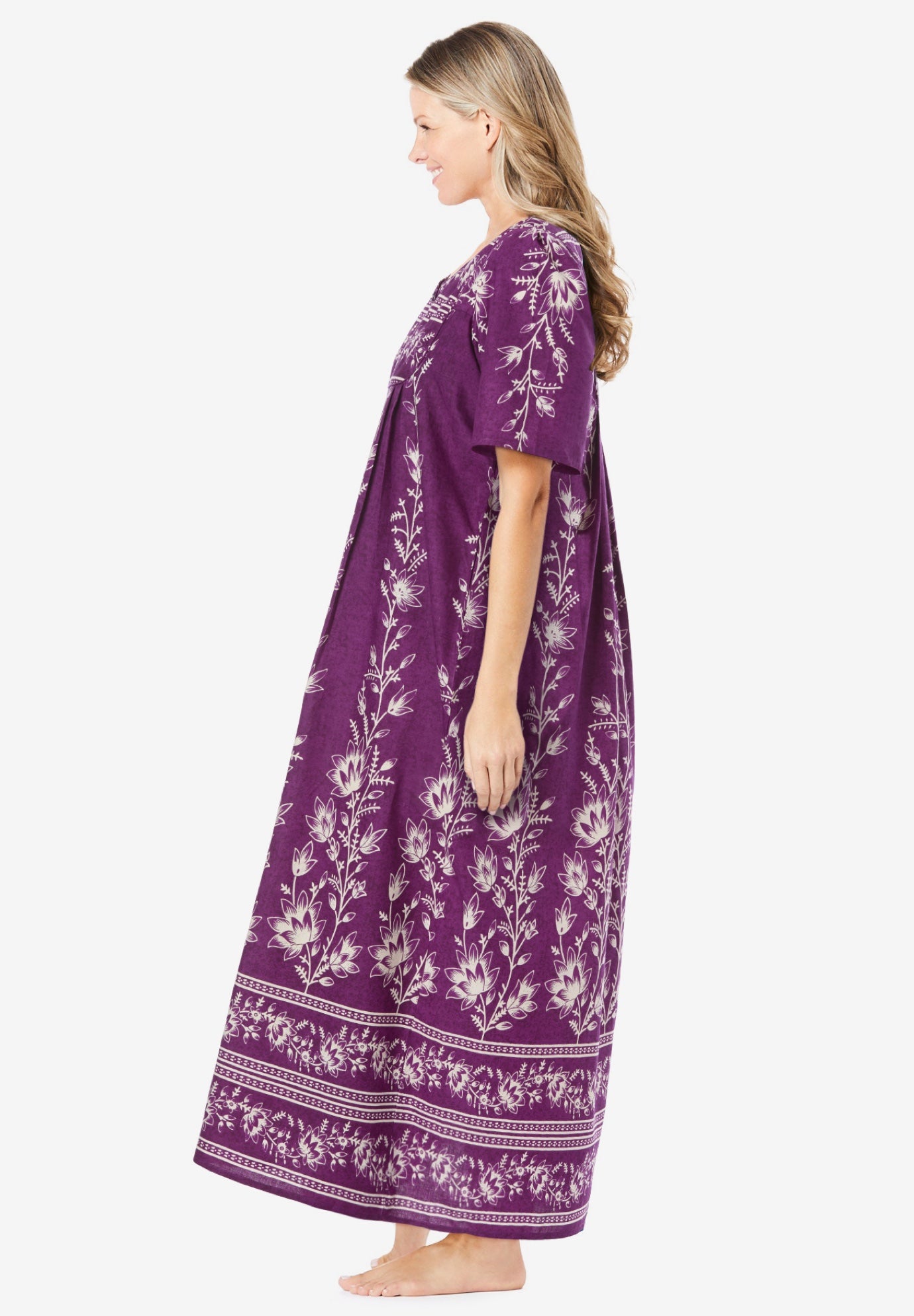 Bib Front Lounger image number 2