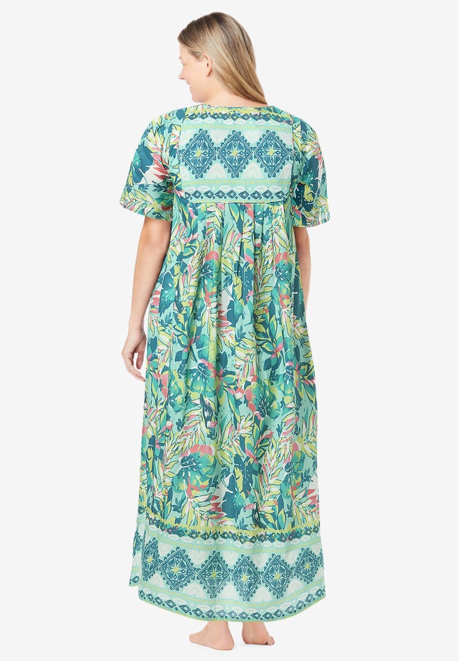 Bib Front Lounger image number 1