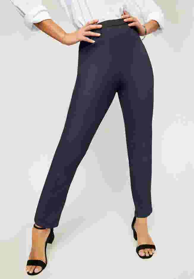 Stretch Denim Straight-Leg Jegging image number 3