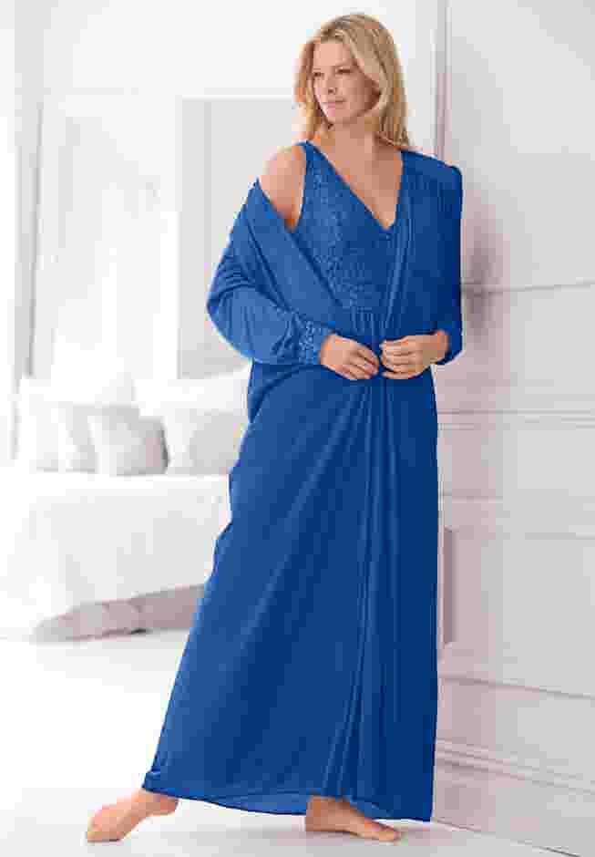 Amoureuse® Peignoir 2-Piece Tricot Gown & Robe image number 5