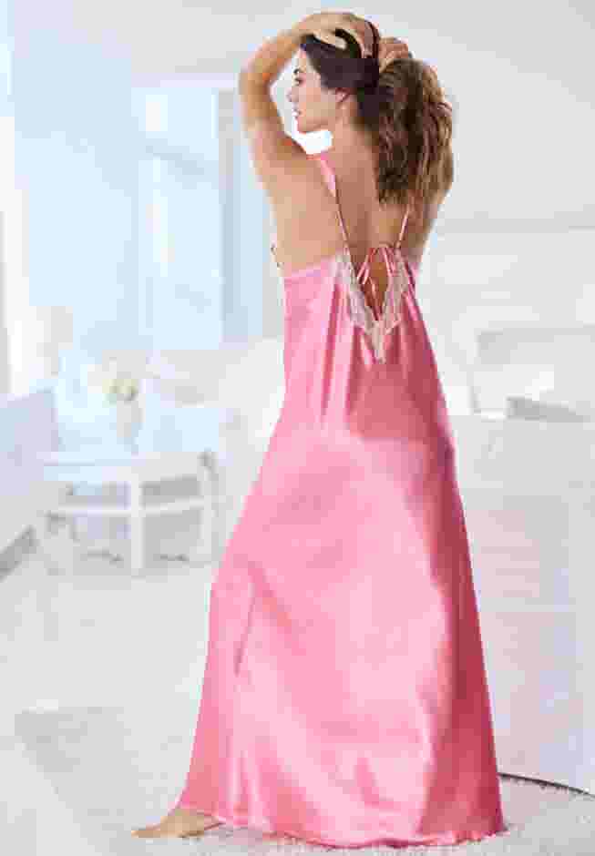 Amoureuse Ruffle Lace Gown image number 5