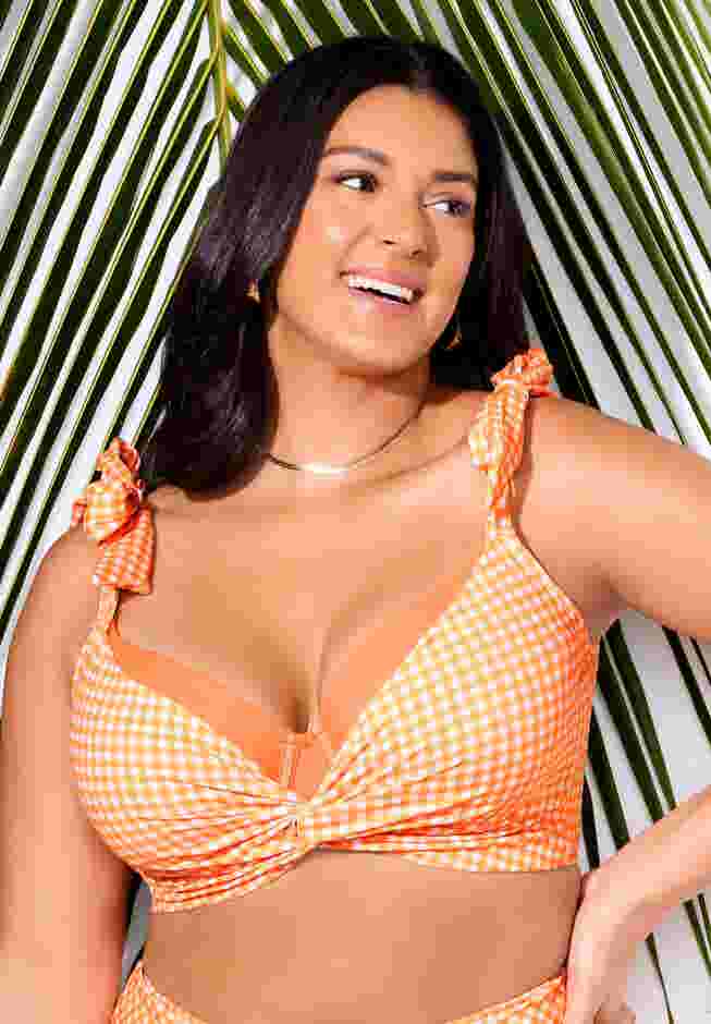 Bra Sized Twist Front Bikini Top image number 3
