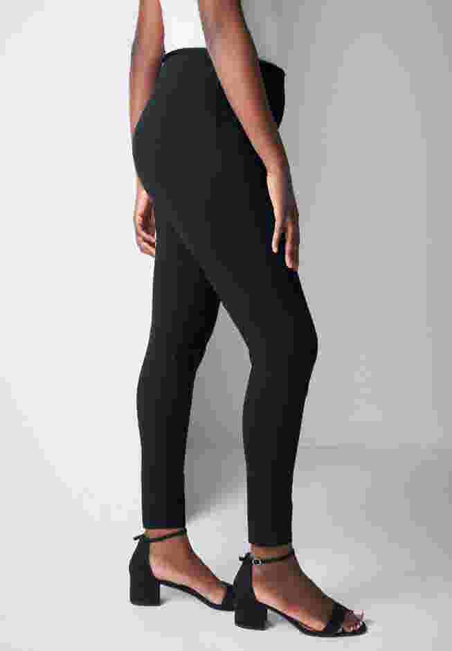 TrueForm Legging image number 2