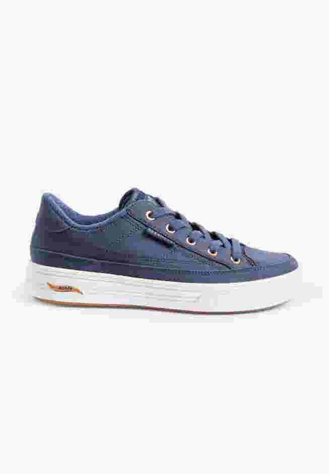 The Arcade Slip On Arch Fit Sneaker image number 3