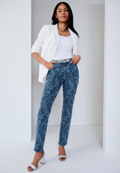 True Fit Stretch Denim Straight Leg Jean