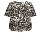 Leila Top image number null