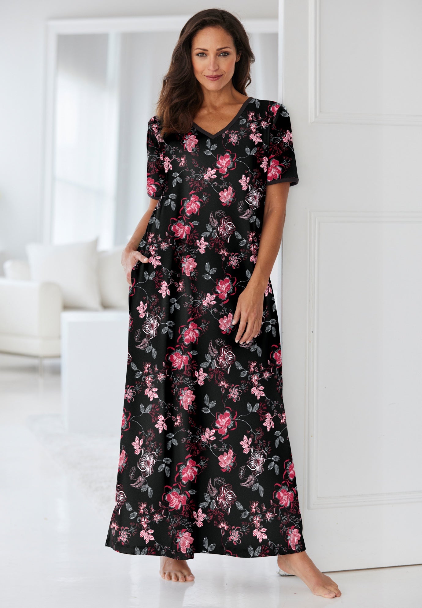 V-Neck Short Sleeve Maxi Lounger image number 0