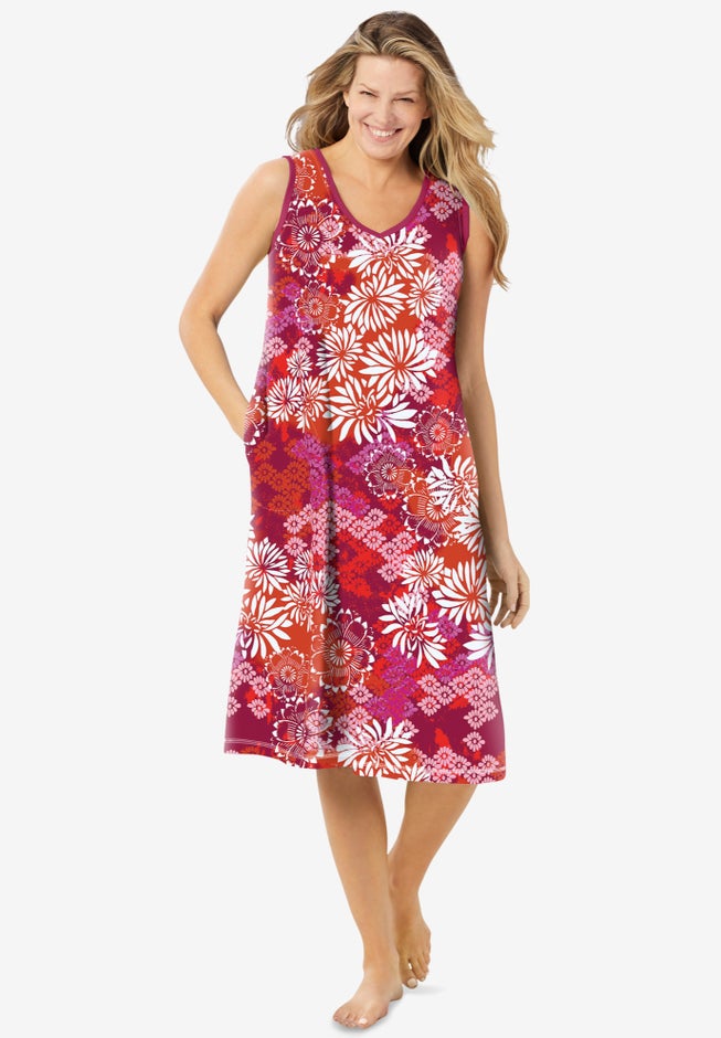 Trapeze V-Neck Short Lounger image number 0