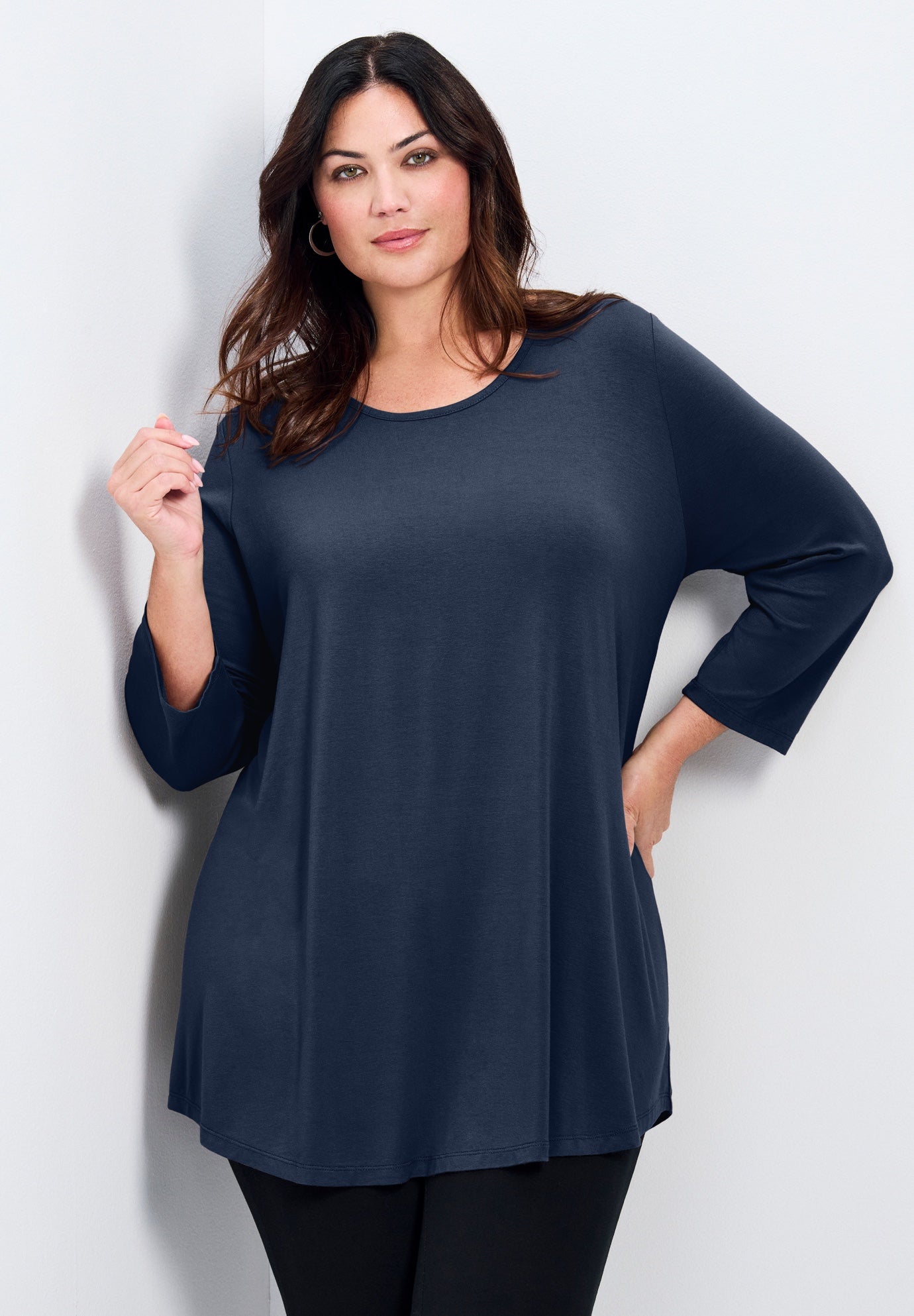 Sara Everyday Scoop Neck Tunic image number 0