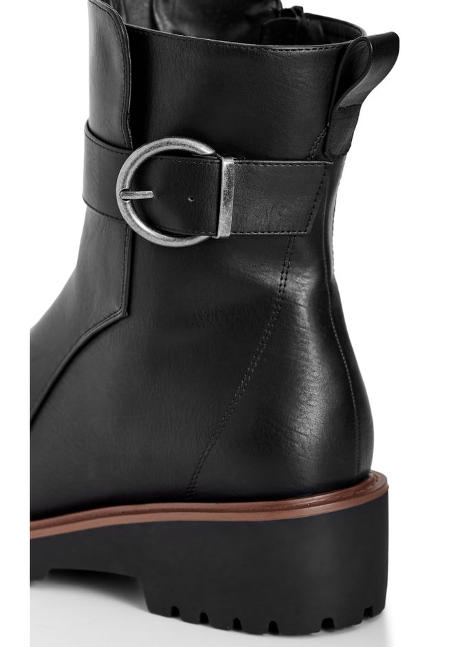 Lia Ankle Boot image number null
