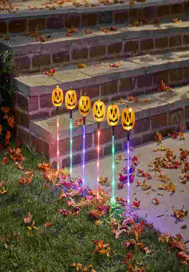 Set of 6 Jack-O-Lantern Pathway Lights image number 0