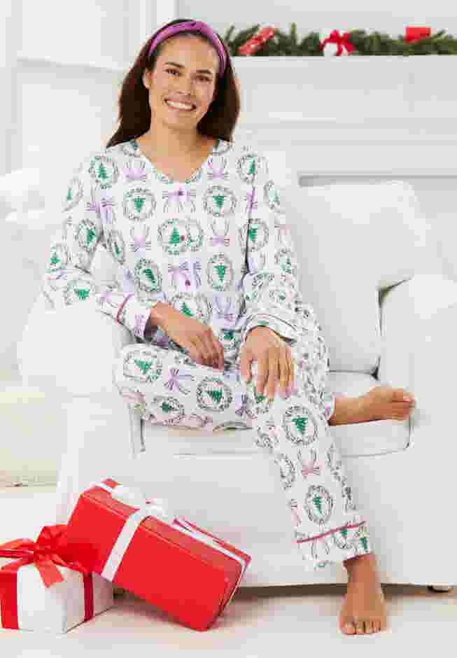 Dreams & Co.® V-Neck Pajama & Headband Set image number 6