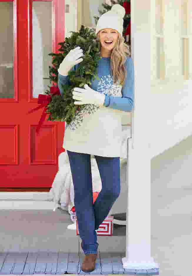 Snowflake Jacquard Pullover Sweater image number 4