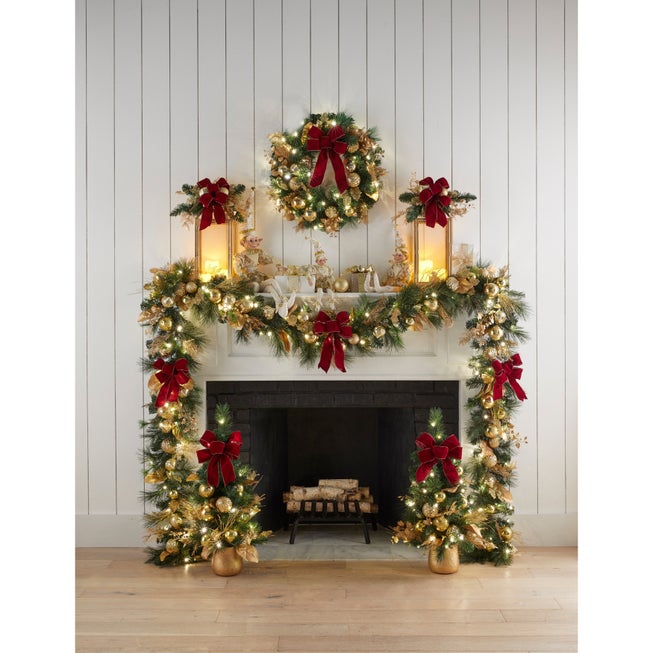 Pre-Lit Regal 24"H Gold Lanterns image number 1