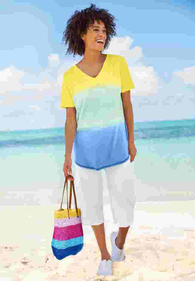 Womens Plus-Size Elastic-Waist Pull-On Knit Pocket Capri Pants image number 0