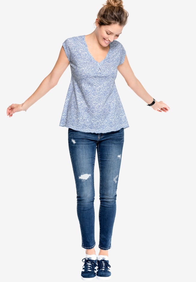 Twisted V-neck Tee image number 3