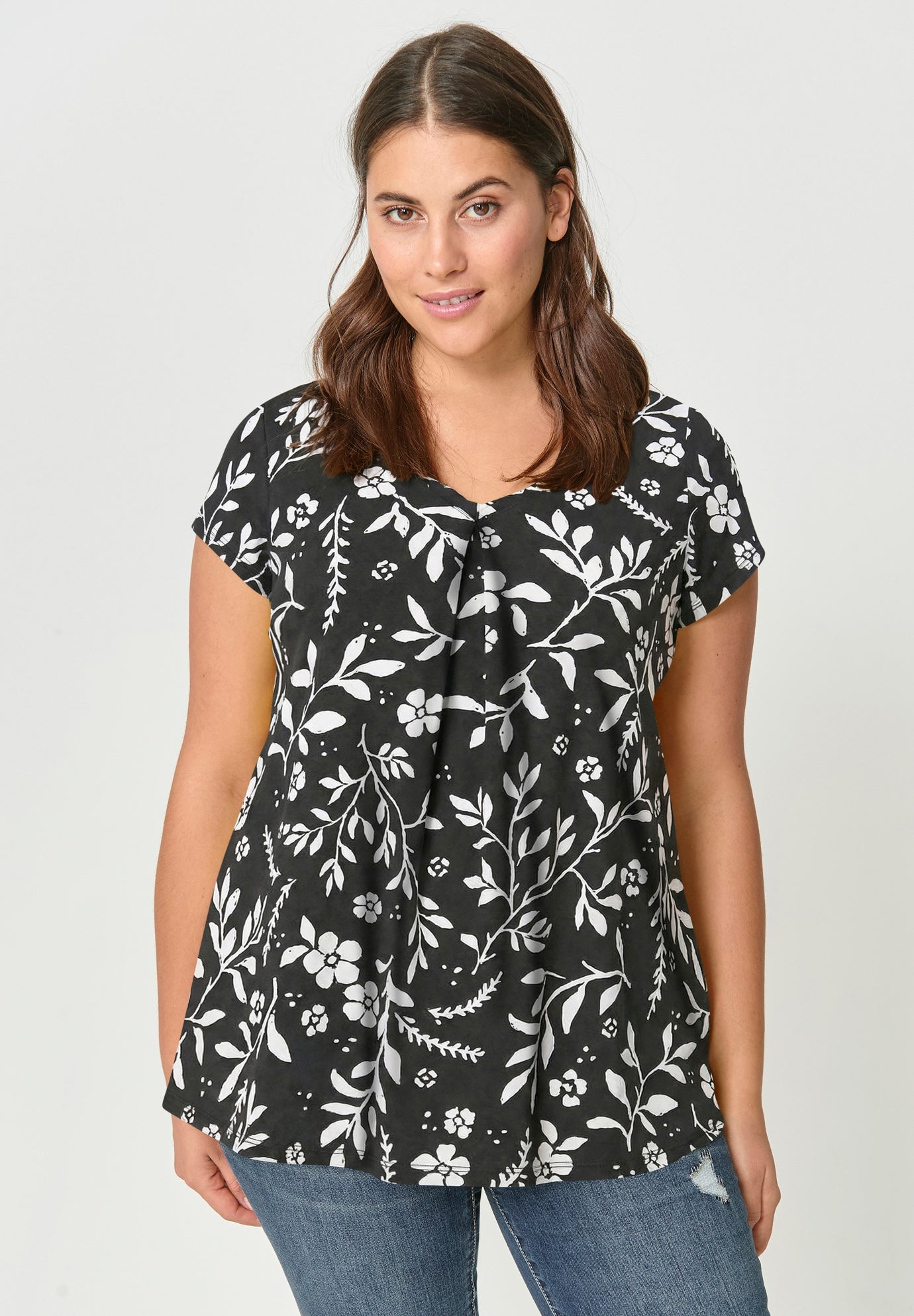 Twisted V-neck Tee image number 0