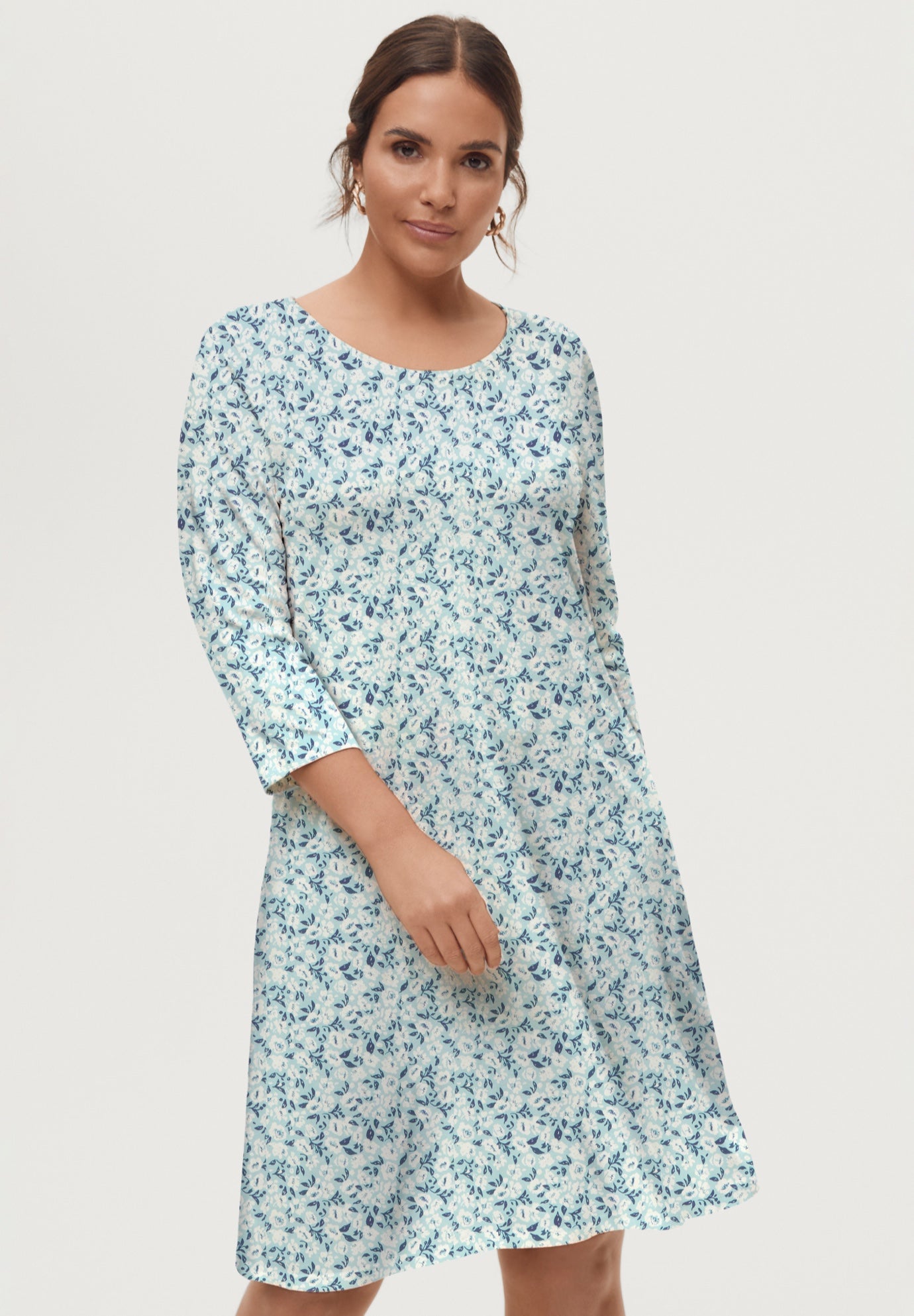Madison Knit Three-Quarter Sleeve Dress image number 0
