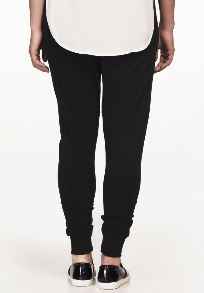 Soft Ease Knit Shorts image number 2