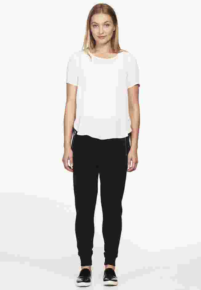Soft Ease Knit Shorts image number 6