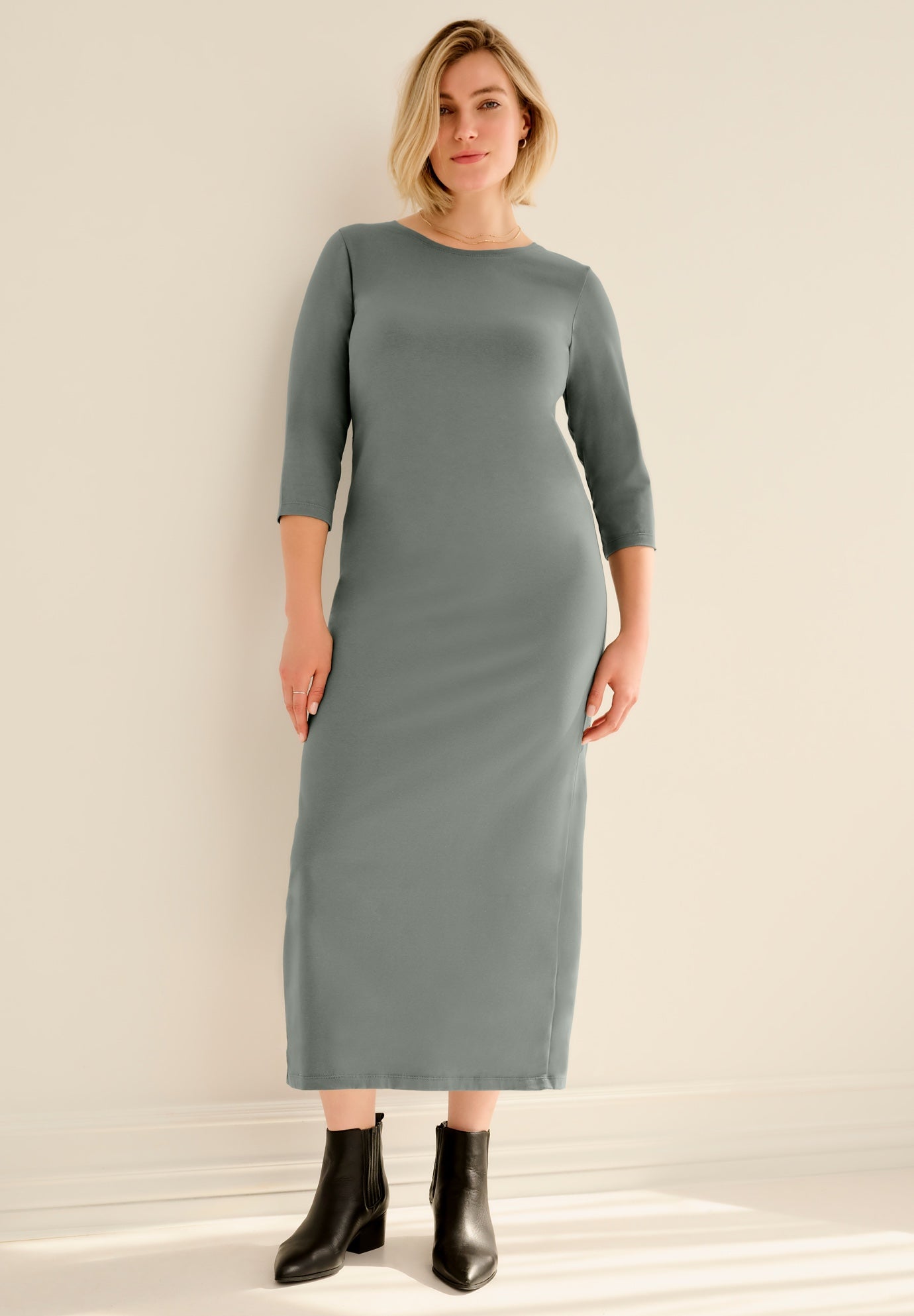 Three-Quarter Sleeve Knit Maxi Dress image number 0