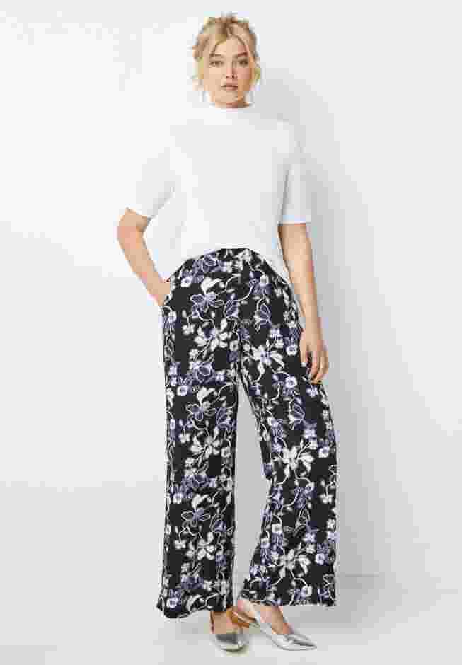 Wide-Leg Soft Pants with Back Elastic image number 0