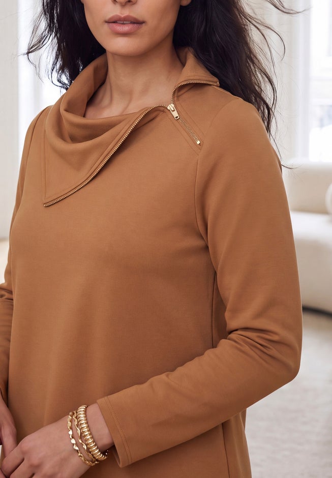 Ponte Split Neck 2-Piece Set image number 3