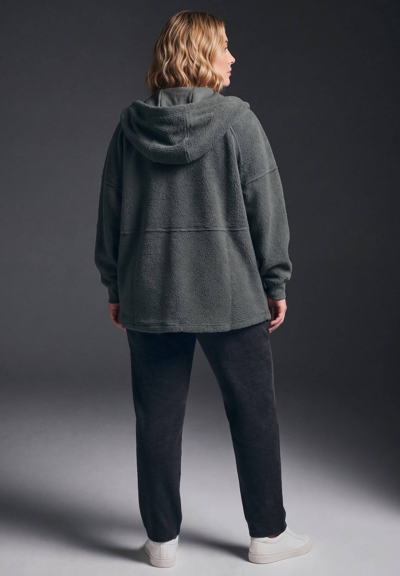 Weekender Hooded Fleece Jacket image number 1