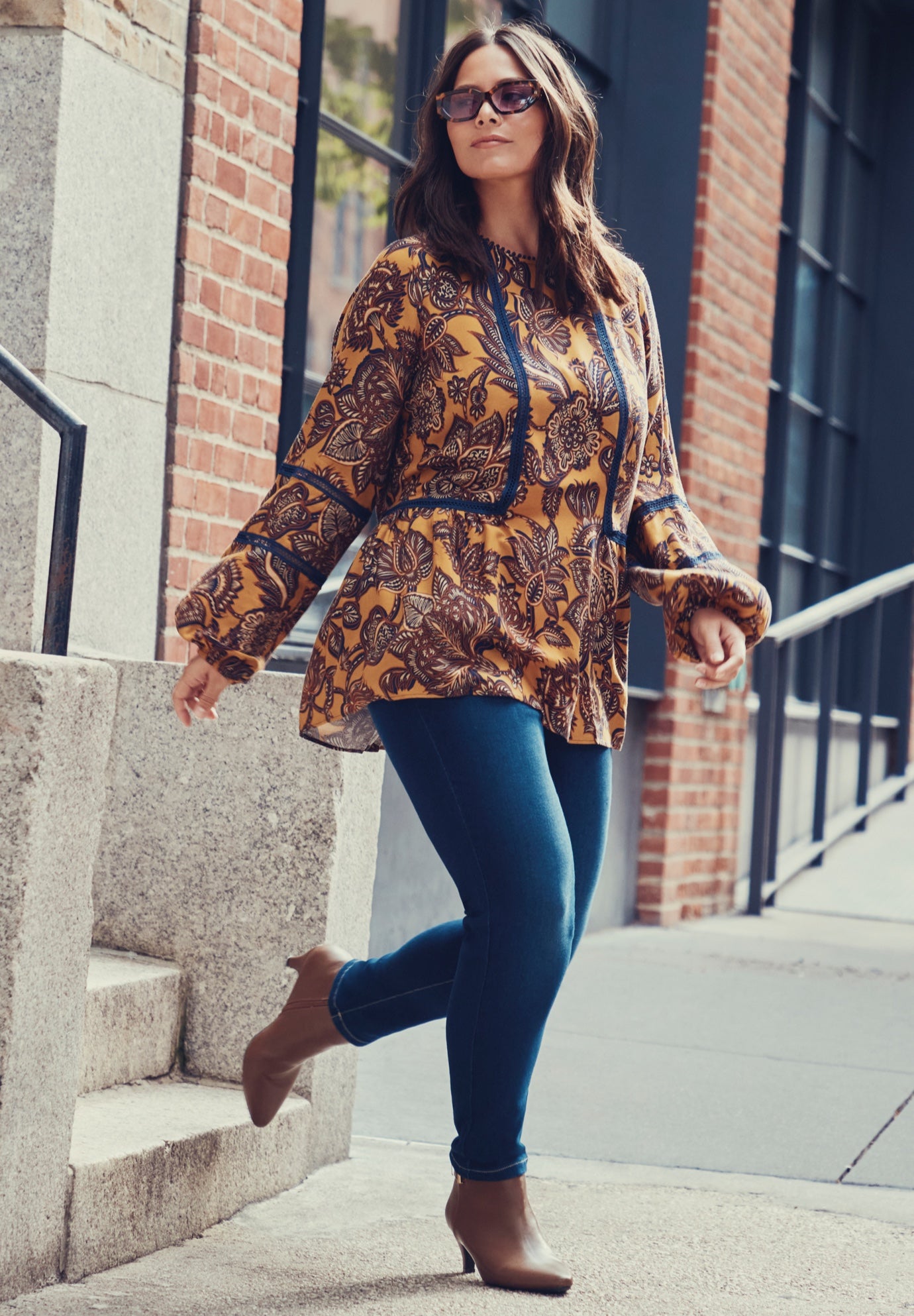 Bridget Lace Detail Blouse image number 4