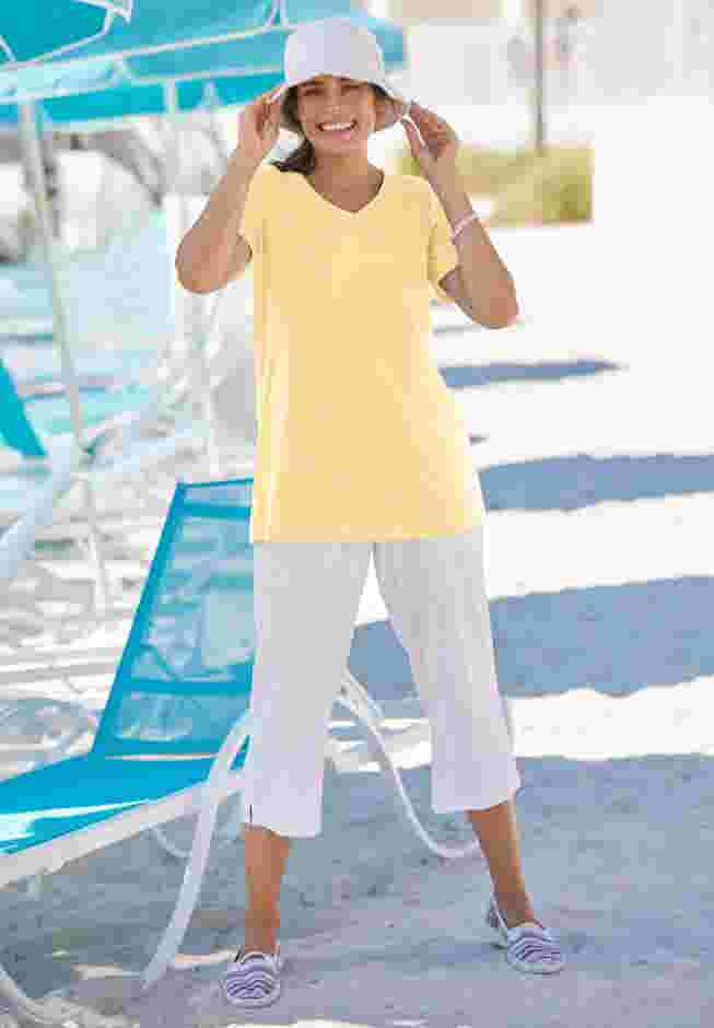 Perfect Short-Sleeve V-Neck Tee image number 0