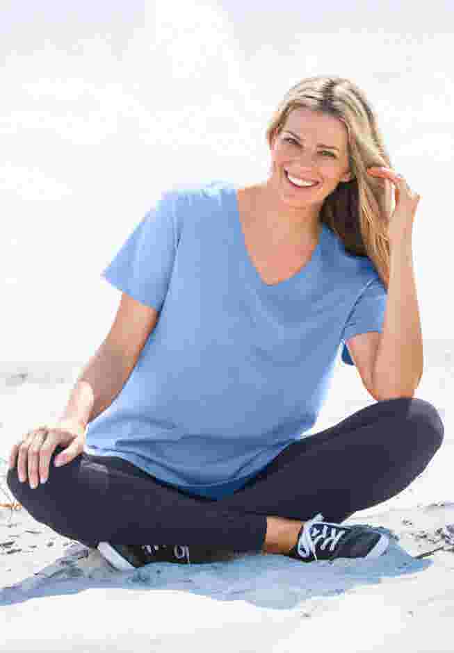 Perfect Short-Sleeve V-Neck Tee image number 0