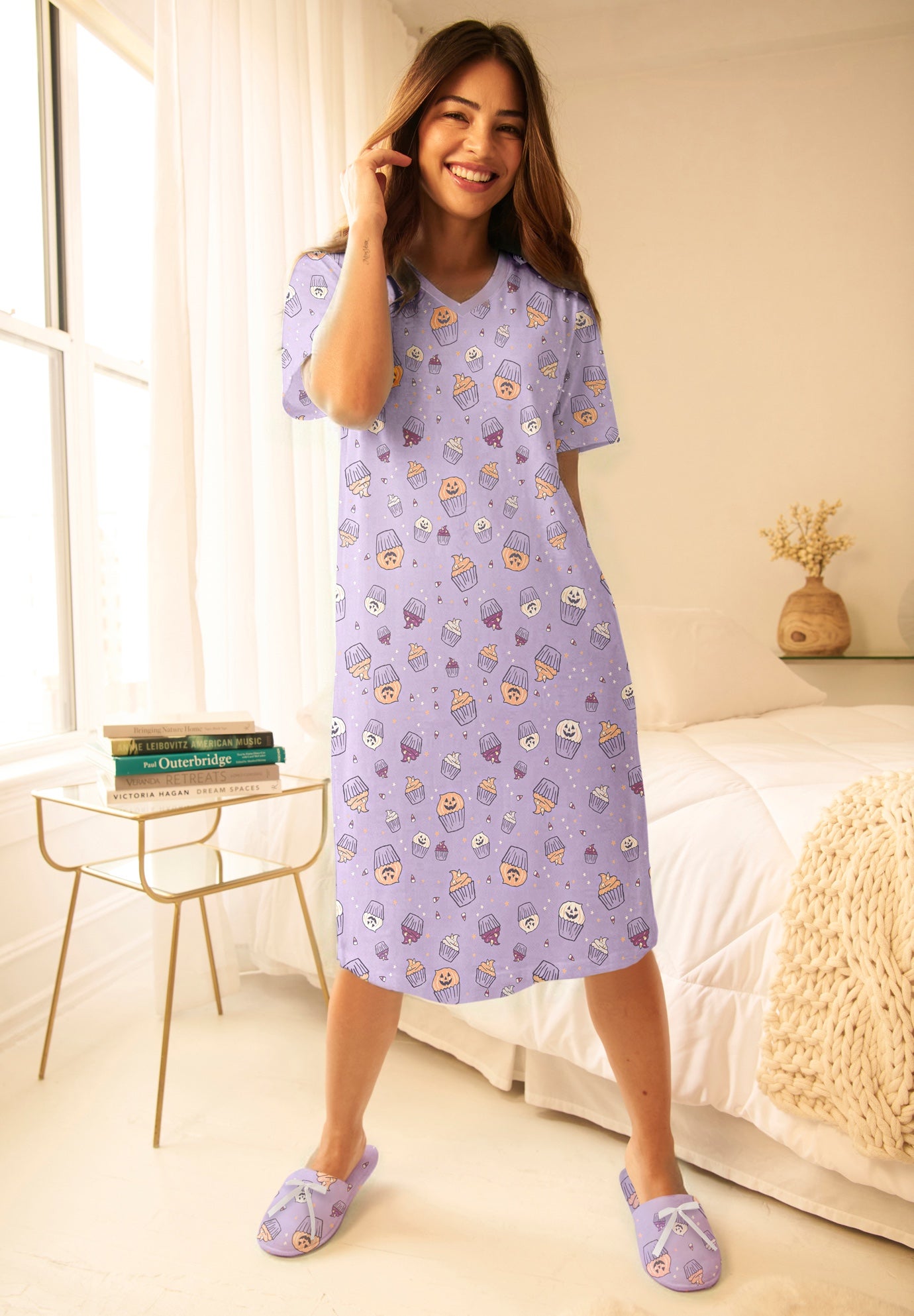 V-Neck Short Sleeve Knee-Length Cotton Sleepshirt image number 0