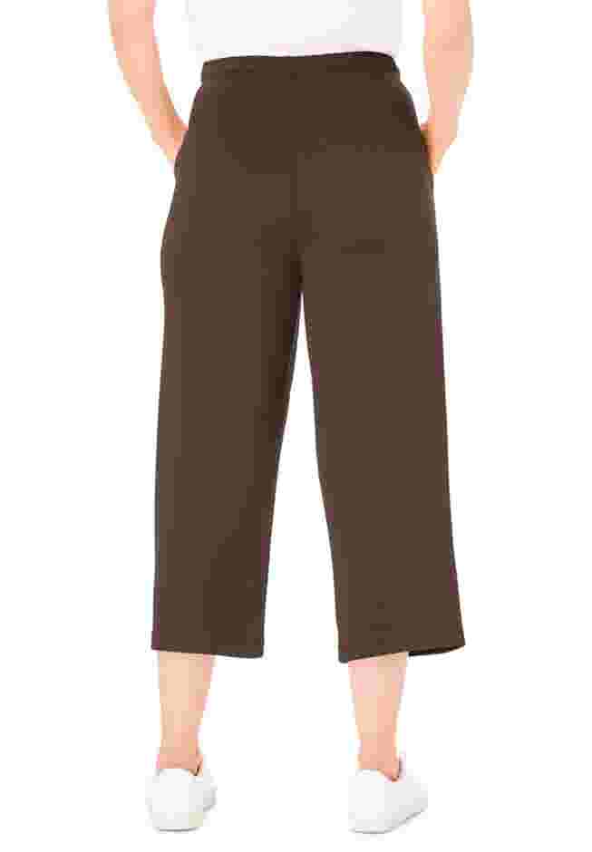 Womens Plus-Size Sport-Knit Pull-On Capri Pants image number 1