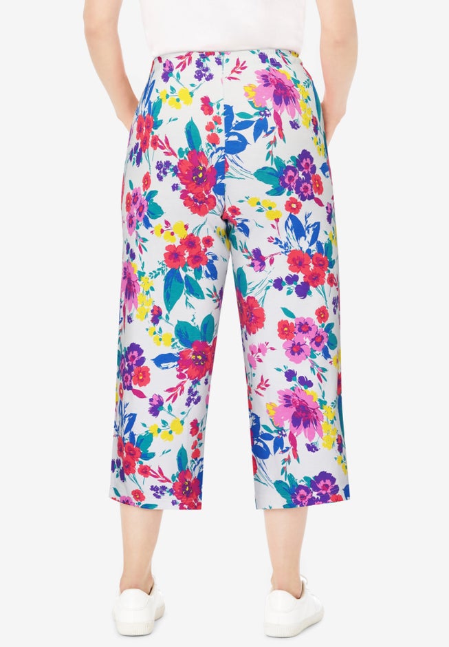 Sport-Knit Pull-On Capri Pants image number 1