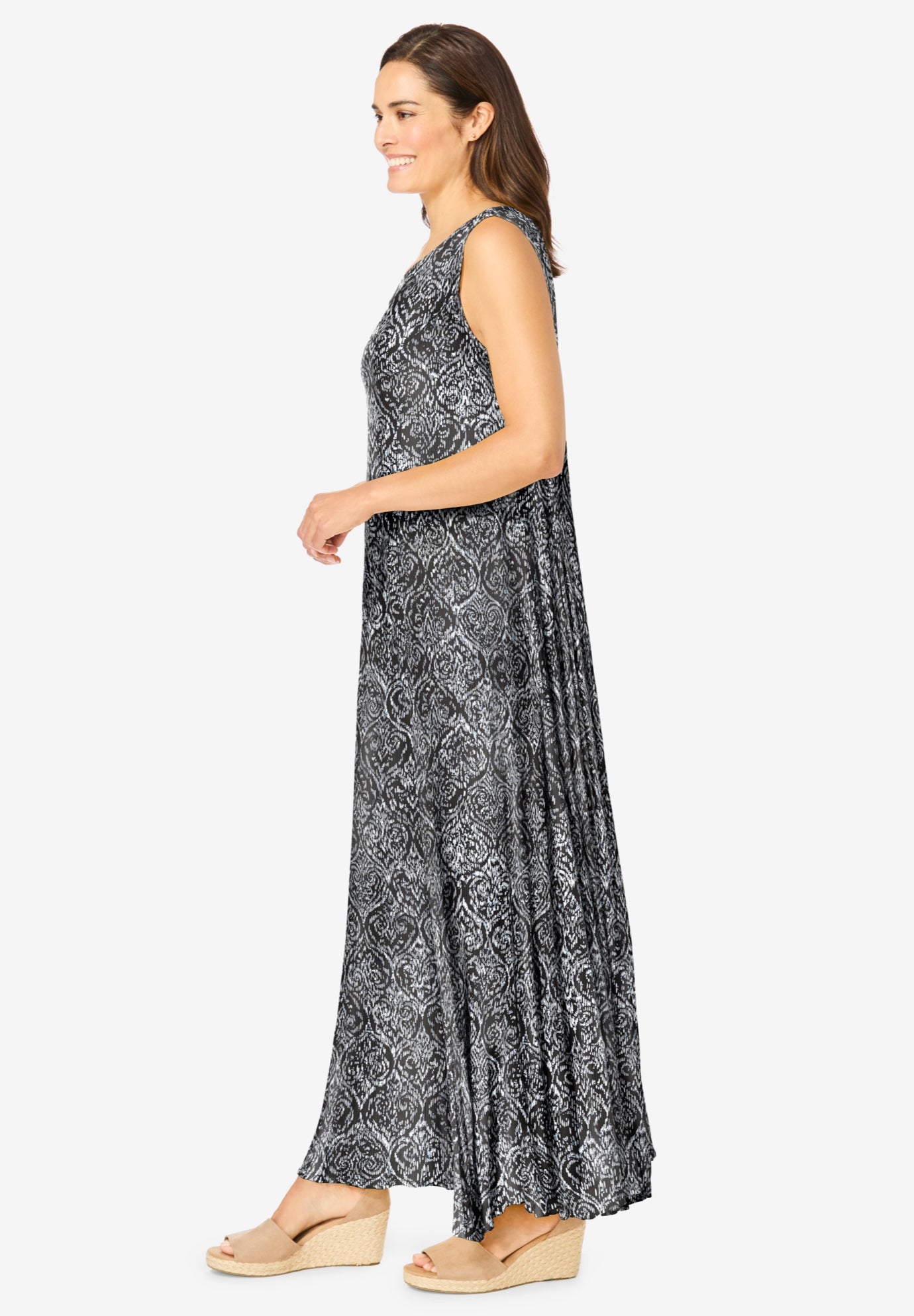 Sleeveless Crinkle Dress image number 2