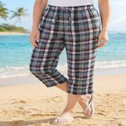 Seersucker Pull-On Elastic-Waist Capri Pants image number null