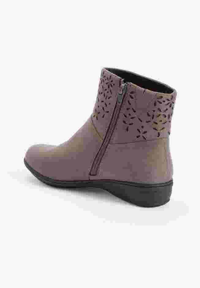 The Zenni Bootie image number 1