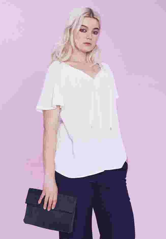 Flutter Sleeve Blouse image number 3