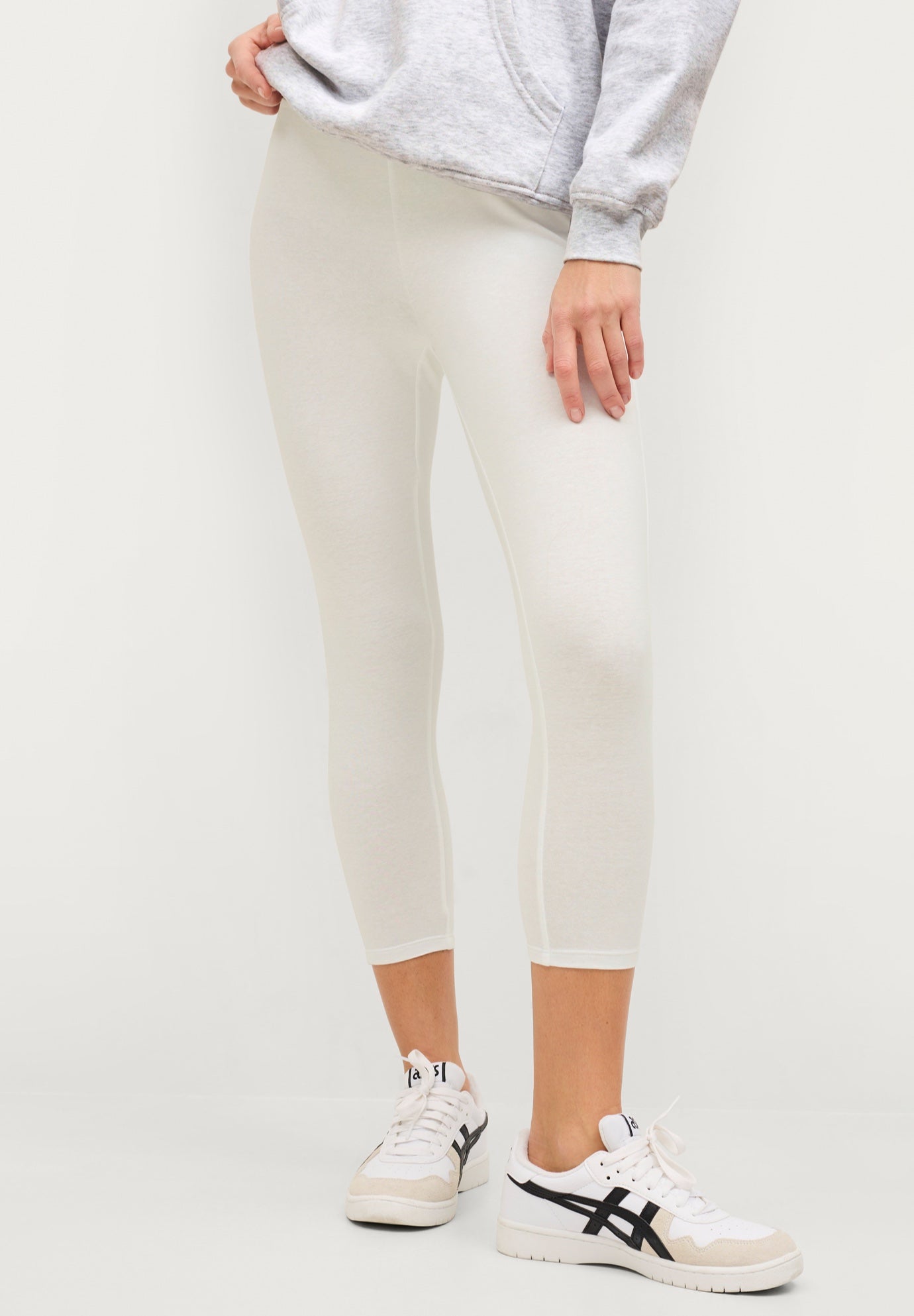Stretch Knit Capri Legging image number 0