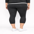 Cotton Spandex Capri Length Leggings image number null