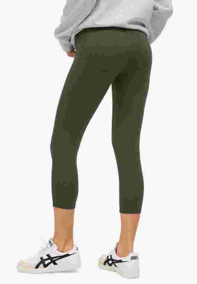 Knit Capri Leggings image number 1