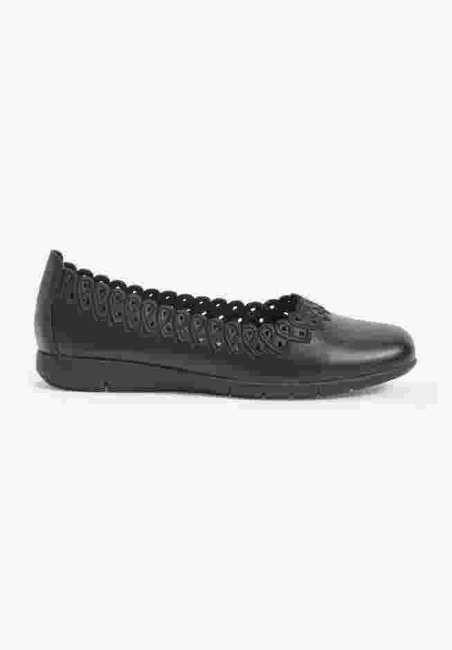 The Vivi Slip On Flat image number 3
