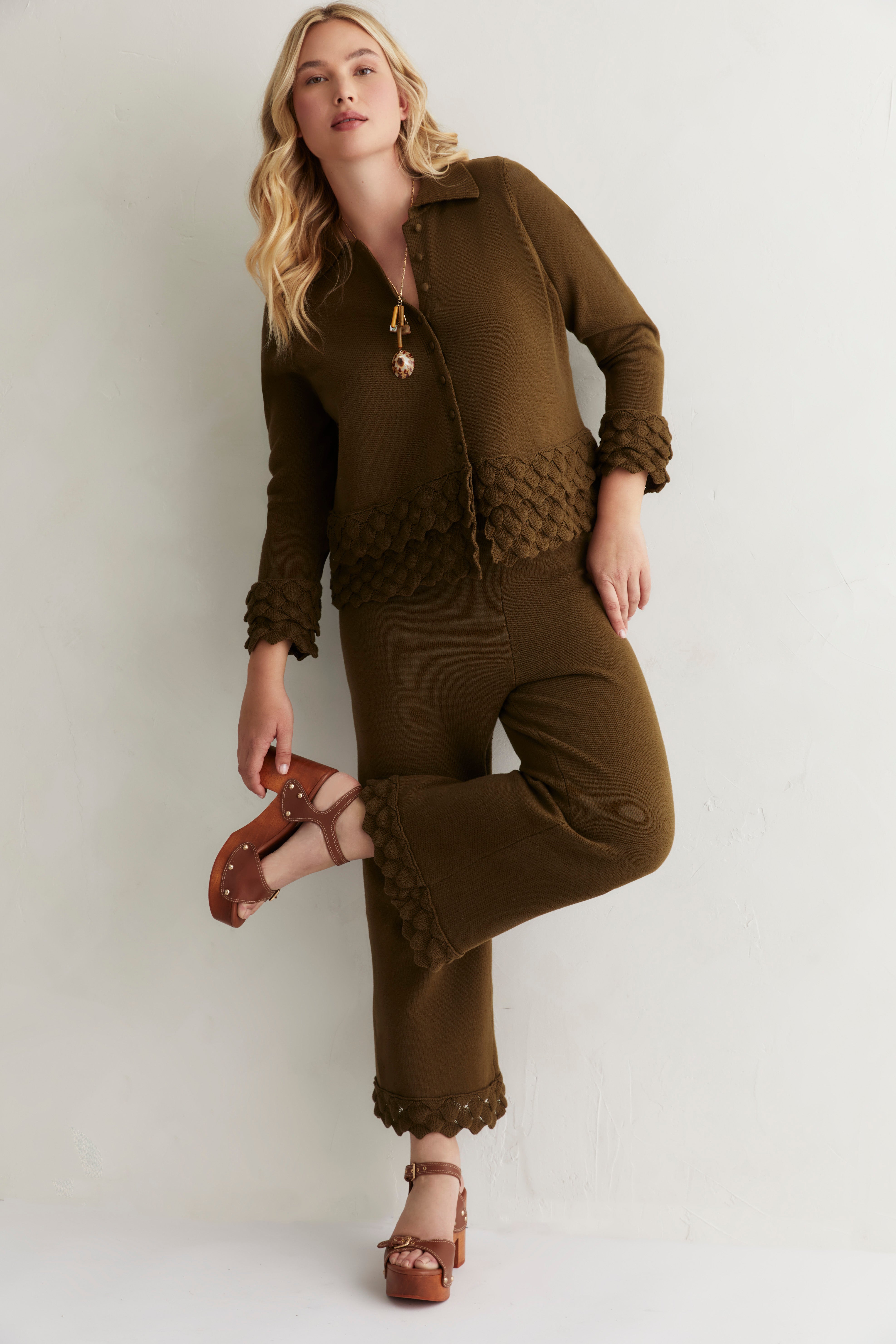 Ruffle Detail Sweater Pant image number 0