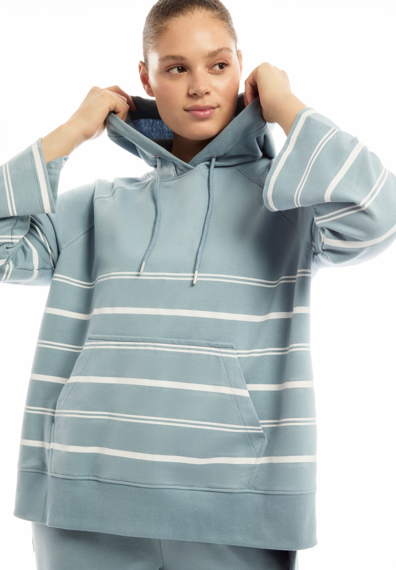 Bell-Sleeve French Terry Sweatshirt image number 2