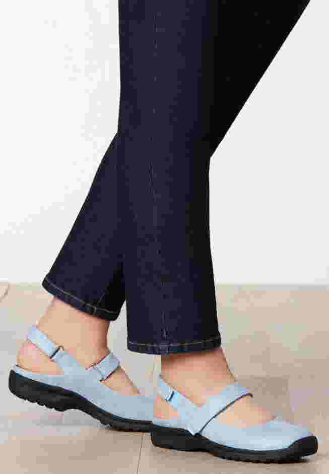 The Joelle Sling by Comfortview image number 7