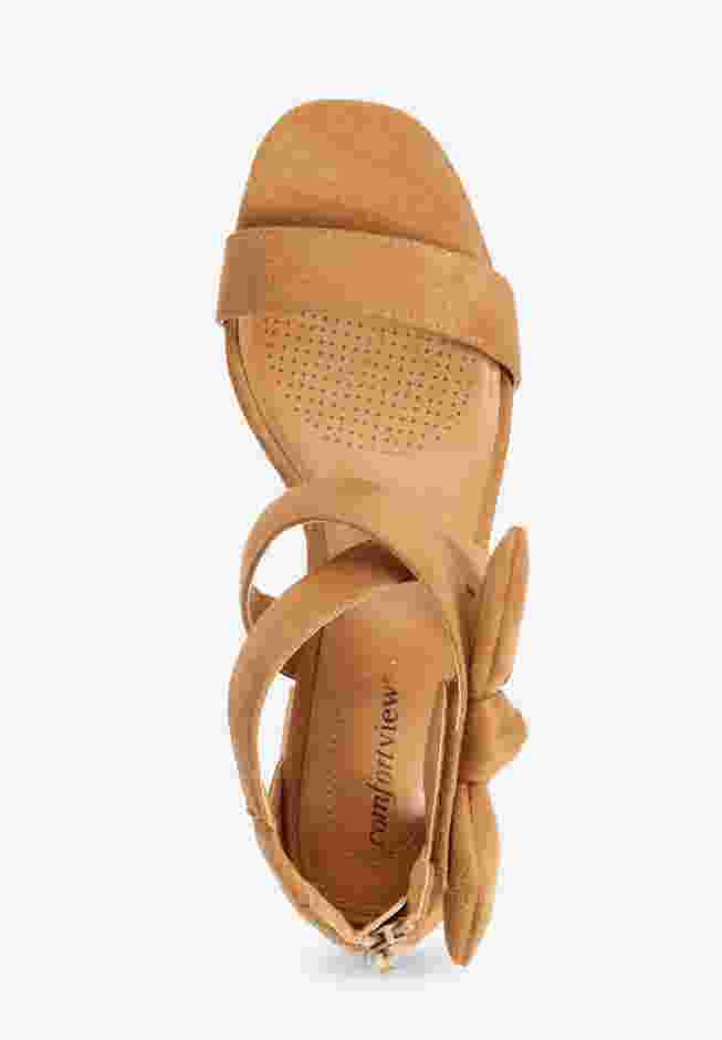 The Aralyn Sandal image number 7