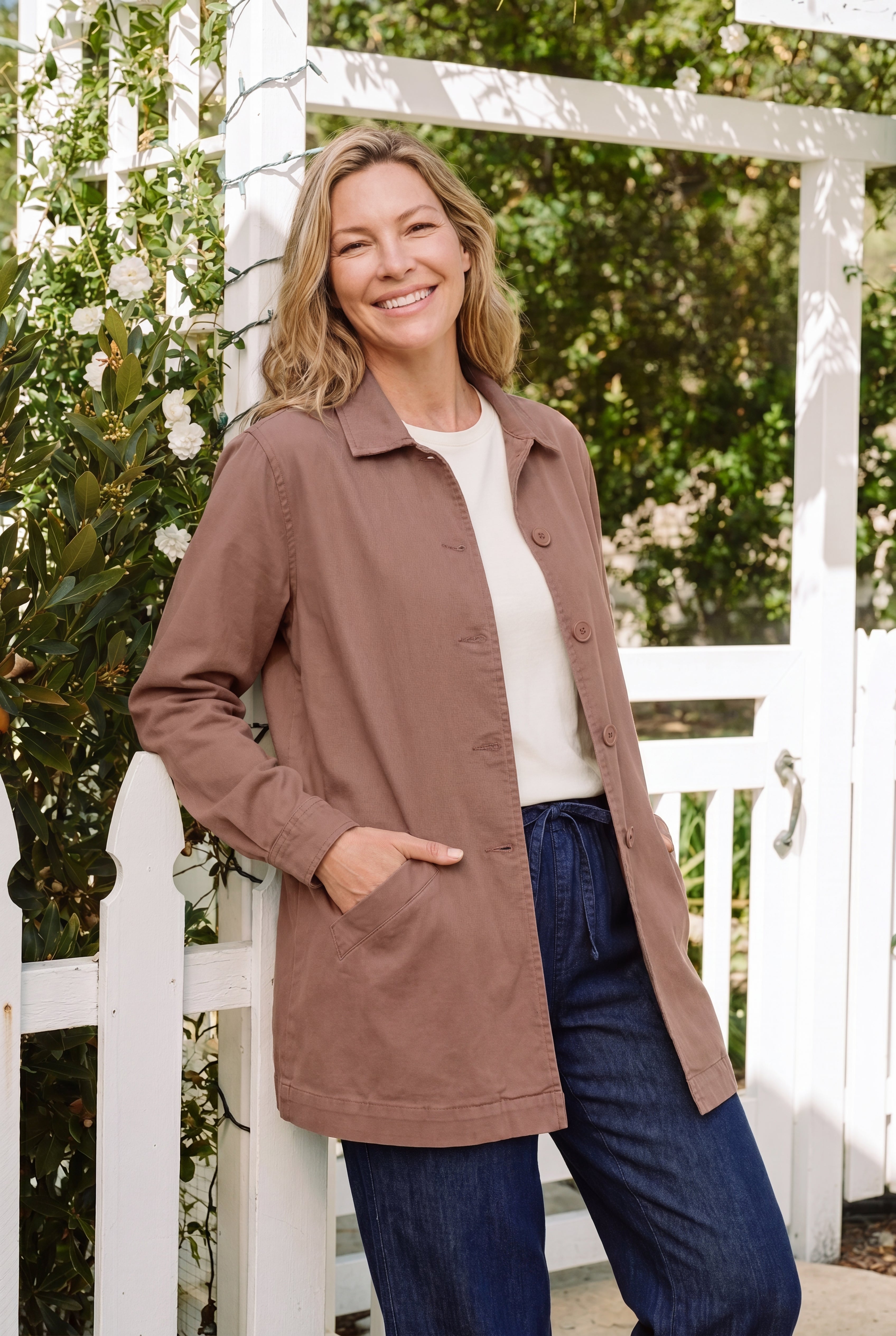 Pleat-Back Denim Jacket image number 3