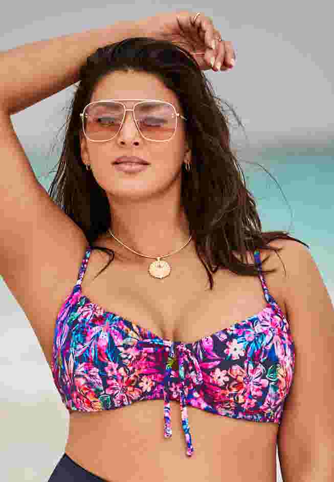 Adjustable Push Up Underwire Bikini Top image number 0