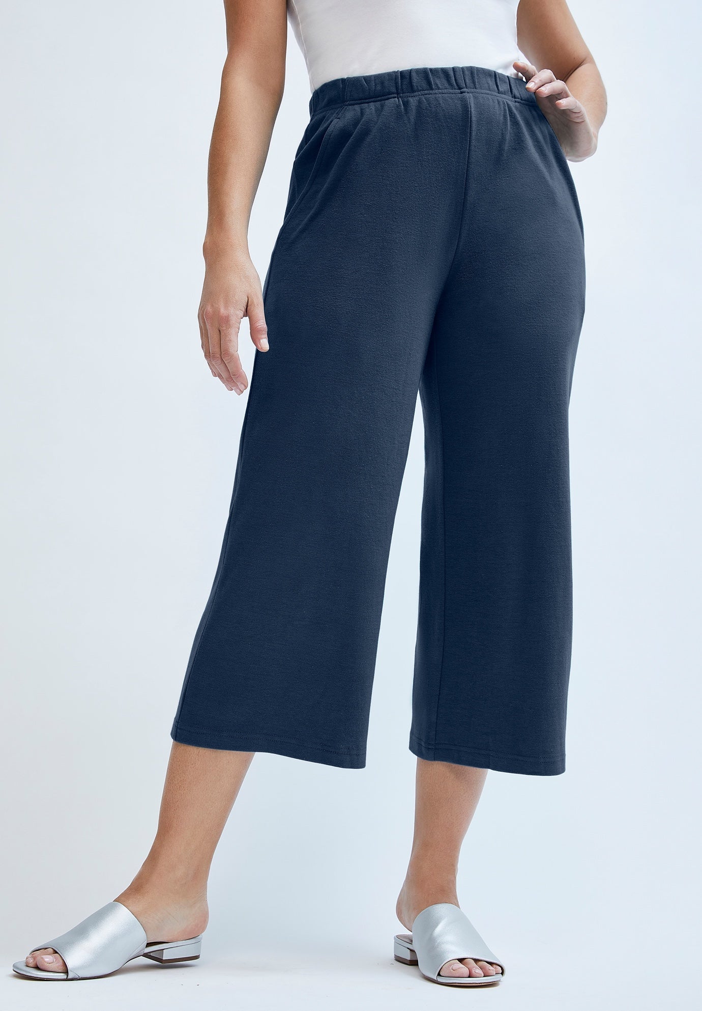 Soft Ease Wide Crop image number 0